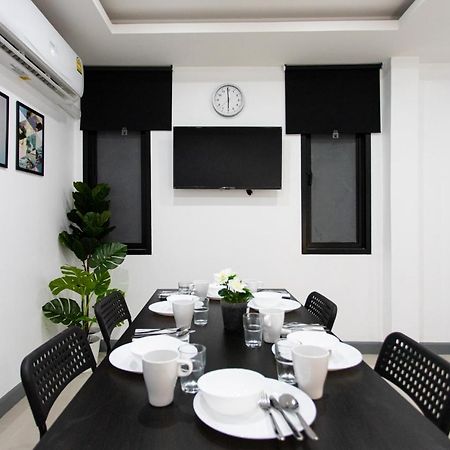 Pangsapuri studio 45 m² dengan 1 bilik mandi peribadi di Silom Bangkok Luaran gambar