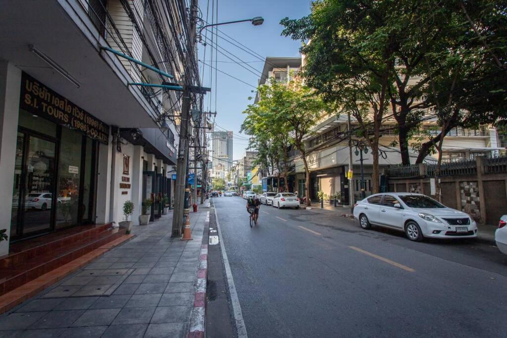 Pangsapuri studio 45 m² dengan 1 bilik mandi peribadi di Silom Bangkok Luaran gambar